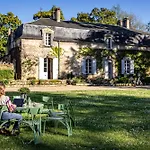 Le Domaine Des Ormeaux Hébergement de vacances