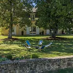 Le Domaine Des Ormeaux Hébergement de vacances