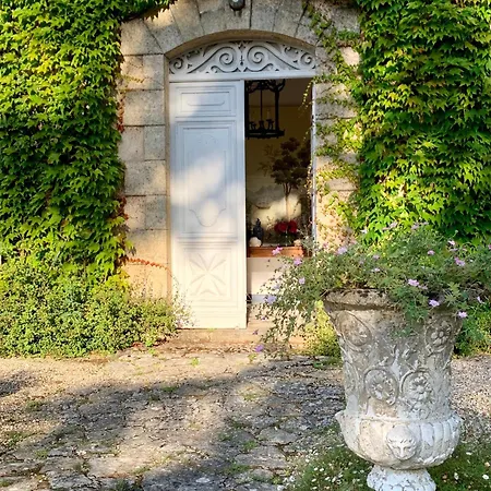 Le Domaine Des Ormeaux Ferienhaus *