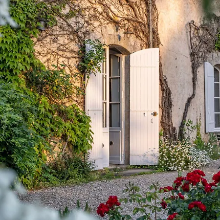 Le Domaine Des Ormeaux 度假居 *