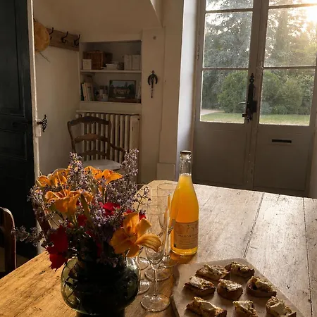 Le Domaine Des Ormeaux 度假居